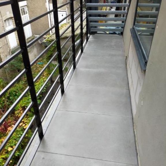 CRD CARRELAGE FAIENCE DALLAGE TOURS CREATION DE MOBILIER EN METAL ET AMENAGEMENTS METALLIQUES 4